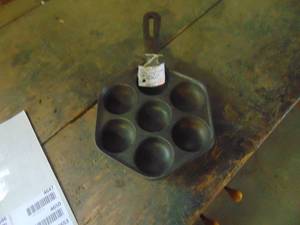 lot 4645 image: Cast Egg Poacher