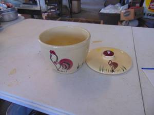 lot 4727 image: Rooster Themed Corck Jars - Lid has small chip