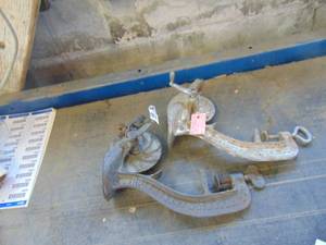 lot 4677 image: 2 Cherry Pitters - Cast