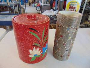 lot 4761 image: Cookie Jar and Vase