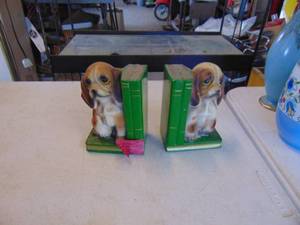 lot 4767 image: Pair of Dog Book Ends