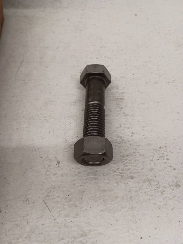 lot 13376 image: 10 Inch Bolt And Gasket