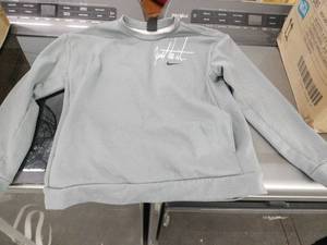 lot 20939 image: Nike Just Do It crewneck sweatshirt - S