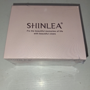 lot 7339 image: SHINLEA HAIR CLAW 3PCS