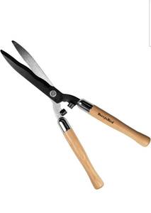 lot 20798 image: Berry&Bird Garden Hedge Shears,19.88Heavy Duty Pruning Shear for Trimming Borders and Bushes, Manual Hedge Clippers with Wooden Handles & Carbon Steel Sharp Blades Gardening Scissors - Retail $39