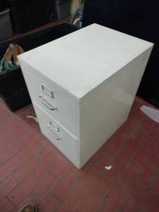 lot 52903 image: HON 310 Series two-drawer vertical filing cabinet