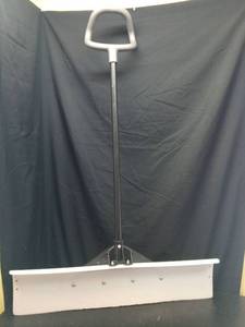 lot 1057 image: Heavy Duty Snow Pusher with Ergonomic Handle - Retail $25