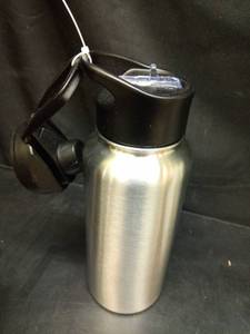 lot 1076 image: Stainless Steel Water Bottle with Flip Top Lid - Retail $15