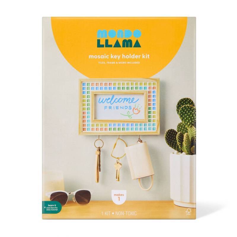 lot 2008 image: Summer Craft Key Holder with White Board Mosaic Frame Kit - Mondo Llama�� - Retail $17