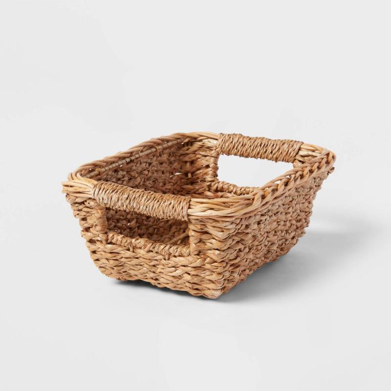 lot 2052 image: Braided Seagrass Tapered Bin - Brightroom�� Handwoven Decorative Basket, Khaki, Nest Seal Certified, 12x8x4.75 - Retail $12