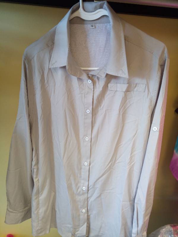 lot 2140 image: Large Classic Button-Down Dress Shirt