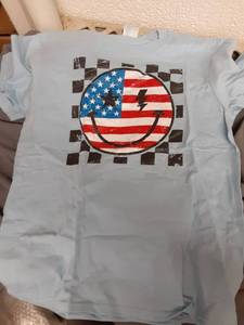 lot 554 image: Size Large T-Shirt - Retail $0