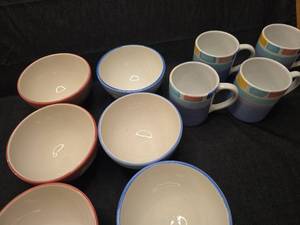 lot 5073 image: Colorful Ceramic Dinnerware Set with Bowls and Mugs