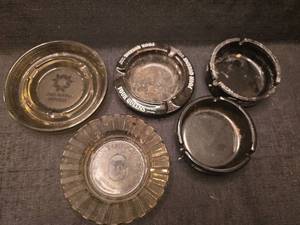 lot 5086 image: Glass Ashtray Collection Las Vegas Hotels