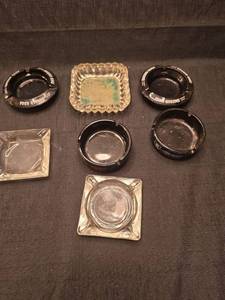 lot 5093 image: Casino Ashtray Collection Glass and Crystal Mixed Ashtrays