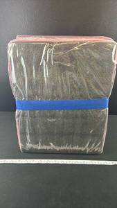 lot 40576 image: 2 piece Tool box foam padding for storage