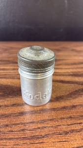lot 40608 image: Kodak film container