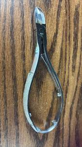 lot 40651 image: Professional Forceps with Textured Handle