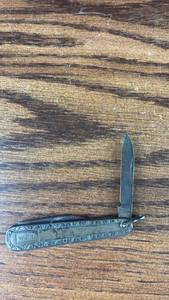 lot 40670 image: Ornate Brass Folding Pocket Knife with Decorative Handle