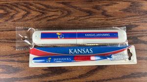 lot 40674 image: Kansas Jayhawks Toothbrush Set