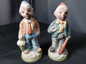 lot 4885 image: Ceramic Clown Figurines Set of Two