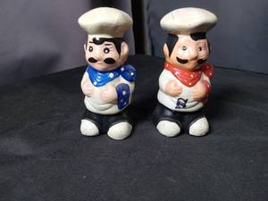 lot 40874 image: Chef Salt and Pepper Shaker Set