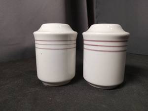 lot 40879 image: White Ceramic Salt and Pepper Shakers with Pink Stripes