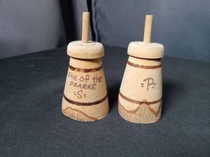 lot 40897 image: Handcrafted Wooden Salt and Pepper Shakers Lake of the Ozarks Souvenir