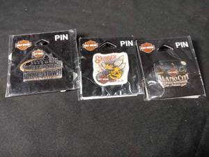 lot 40792 image: Harley-Davidson Collectible Pin Set