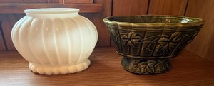 lot 14 image: Vintage Milk Glass & Green Pottery Planters