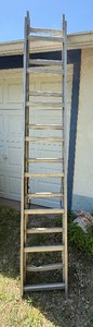 lot 23 image: 7 Ft Aluminum Extension Ladder - Bent Rung