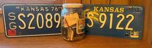 lot 49 image: Vintage Kansas Matchbook Collection w 1970s-80s License Plates