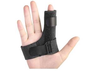lot 57270 image: Finger Brace, Trigger Finger Splint for Index Middle Ring Pinky Finger Arthritis Pain, Tendon Injury, Broken Mallet Finger Stabilizer Supports for Dislocated Knuckle Immobilizer Wrap, Black - Retail $8