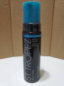 lot 57407 image: St. Tropez Self Tan Bronzing Mousse - Retail $15