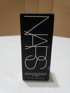 lot 57416 image: NARS Light Reflecting Foundation 1 FL OZ 30ml - Retail $35