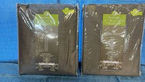 lot 2003 image: Royal Velvet Plaza Rod Pocket Back Tab Panel 50x84 Qty 2 Panels Color Smokey Taupe.