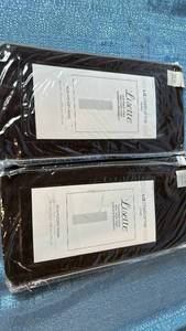 lot 2085 image: Liz Claiborne Lisette Rod Pocket Panel 60x72 Qty 2 Panels Color Chocolate.