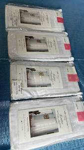 lot 3055 image: Liz Claiborne Lisette White Curtain Panel Set, 4 Pack, Cool White, 60x72