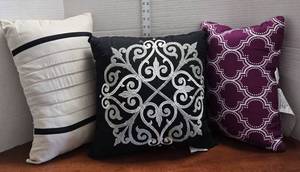 lot 371 image: Decorative Throw Pillow Set with Embroidered and Printed Designs