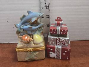 lot 424 image: Porcelain Dolphin Trinket Box with Seashells and TripChristmas Package Trinket Box