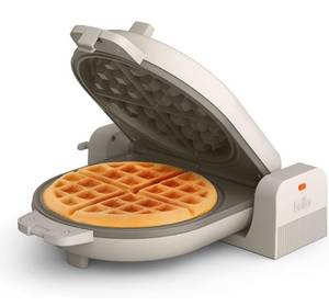 lot 9062 image: bella Flip-n-Store Waffle Maker with EverGood Ceramic Nonstick Coating, Fits-anywhere Kitchenware, Power Indicator Light, Cool Touch Handle & Cord Wrap, 7 Wide & 1 Deep Plates, 1000 Watt, Oatmilk