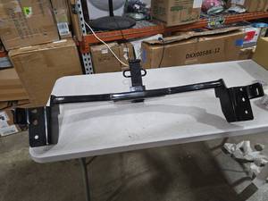 lot 9204 image: Class 3 Trailer Hitch