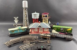 lot 1 image: Louis Marx & Co Inc. Tin Train Carriages and Components and Other Train Accessories