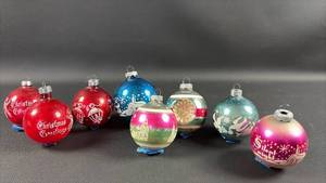 lot 38 image: Vintage Shiny Bright Christmas Ornaments Made in USA