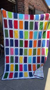 lot 107 image: Colorful Rectangle Block Pattern Handmade Quilt Twin