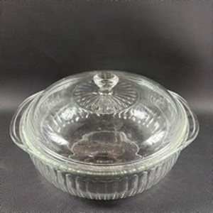 lot 117 image: Clear Pyrex Glass Covered Casserole Dish with Ribbed Pattern 2 quart