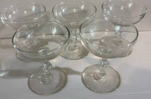 lot 143 image: Celebrate In Style Vintage Georgian by Libbey Glass Co (Set of Five) Champagne Glasses