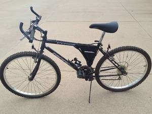 Ready to Ride! Python Pacific Bike26-inch alloy wheels, for riders 5'4" to 6'1".