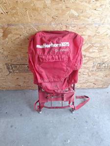 lot 73 image: Vintage Matterhorn 1075 by Newco External Frame Backpack