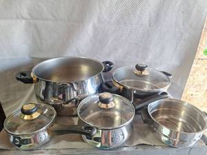 lot 84 image: Megaware Stainless Steel Cookware with Glass Lids & Double Boiling Inserts